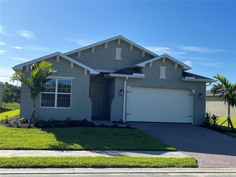 Recently Sold: $441,230 (3 beds, 2 baths, 2221 Square Feet)