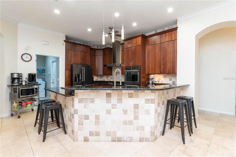 Recently Sold: $675,000 (4 beds, 3 baths, 2624 Square Feet)