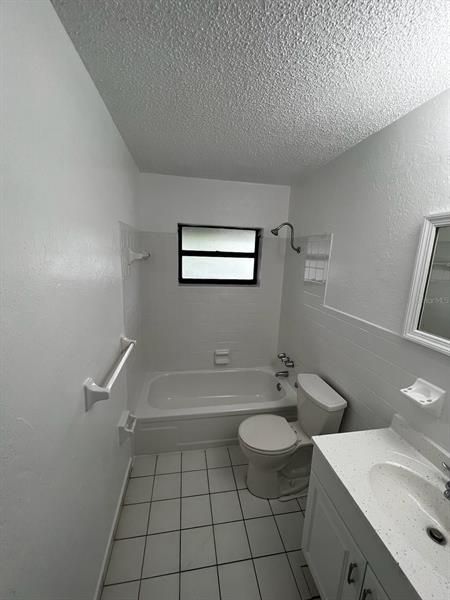Недавно арендовано: $1,050 (2 спален, 1 ванн, 810 Квадратных фут)