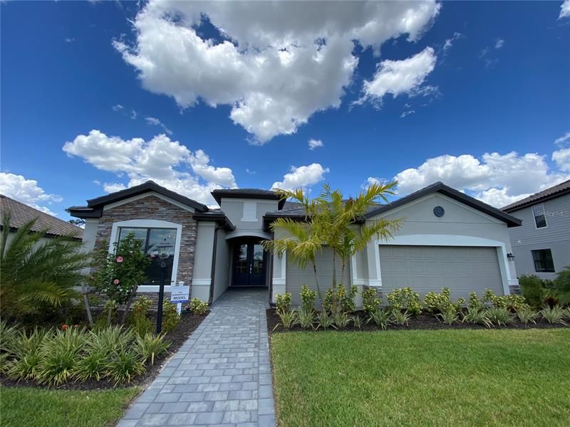 Recently Sold: $676,000 (3 beds, 3 baths, 2444 Square Feet)
