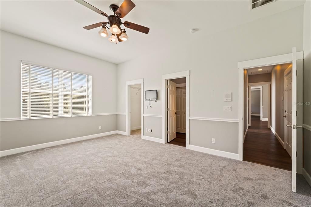 Downstairs In-Law Suite with Bathroom and walk in closet