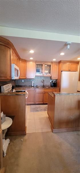 Recently Rented: $2,750 (2 beds, 2 baths, 1131 Square Feet)