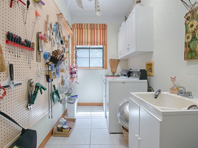Recently Sold: $425,000 (2 beds, 2 baths, 1575 Square Feet)