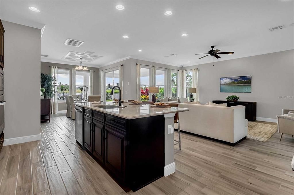 Recently Sold: $1,150,000 (5 beds, 3 baths, 3911 Square Feet)