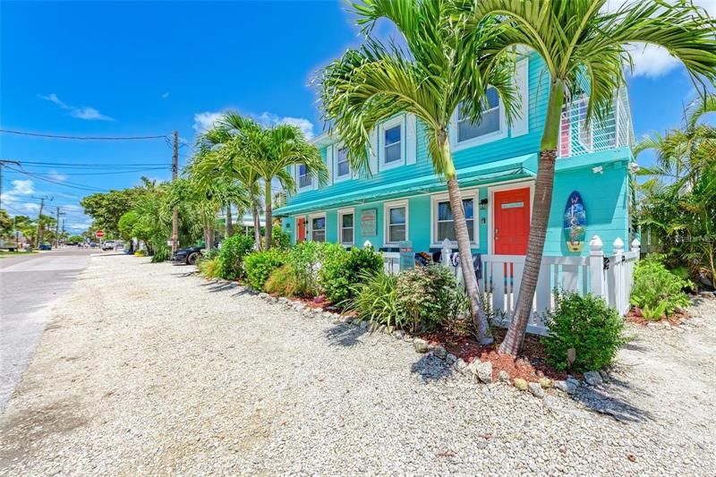 Recently Sold: $475,000 (1 beds, 1 baths, 520 Square Feet)