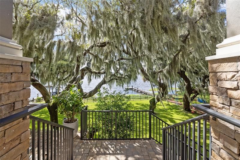 Recently Sold: $1,595,000 (4 beds, 4 baths, 4158 Square Feet)