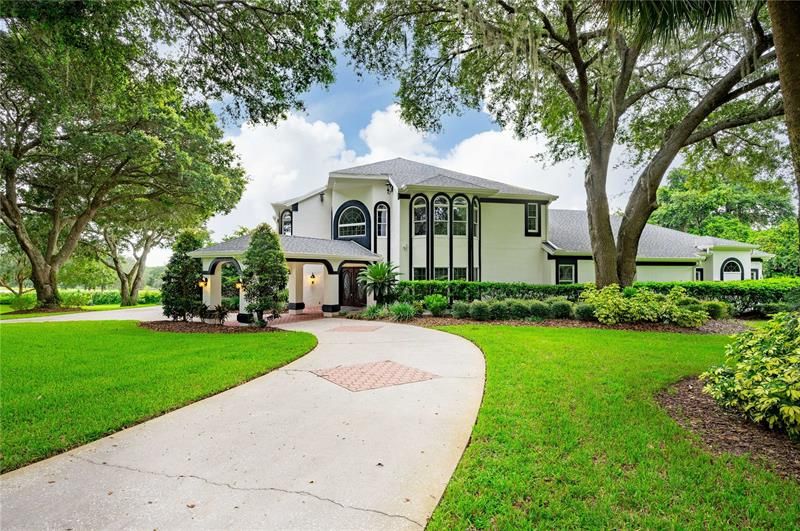 Recently Sold: $1,300,000 (3 beds, 4 baths, 4144 Square Feet)
