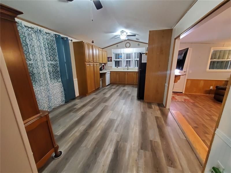 Vendido Recientemente: $130,000 (2 camas, 1 baños, 980 Pies cuadrados)