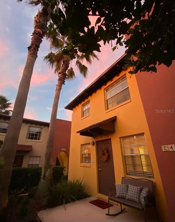 Vendido Recientemente: $160,000 (1 camas, 1 baños, 550 Pies cuadrados)