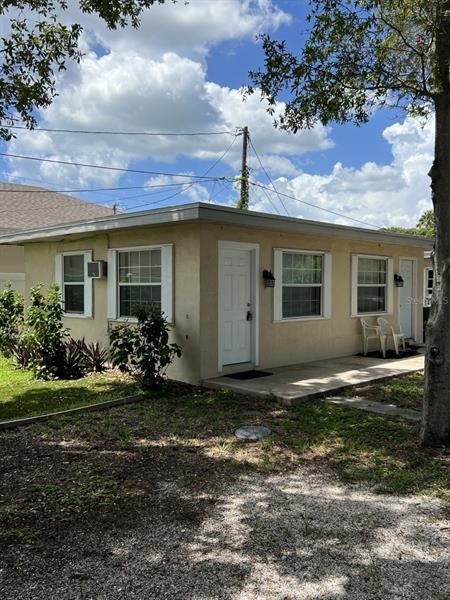 Recently Rented: $875 (0 beds, 1 baths, 500 Square Feet)