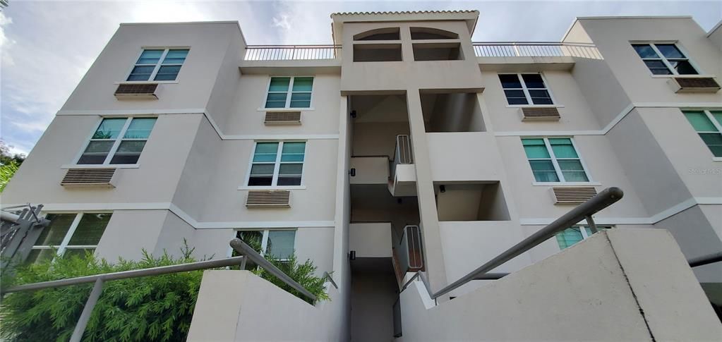 Vendido Recientemente: $200,000 (3 camas, 2 baños, 1222 Pies cuadrados)