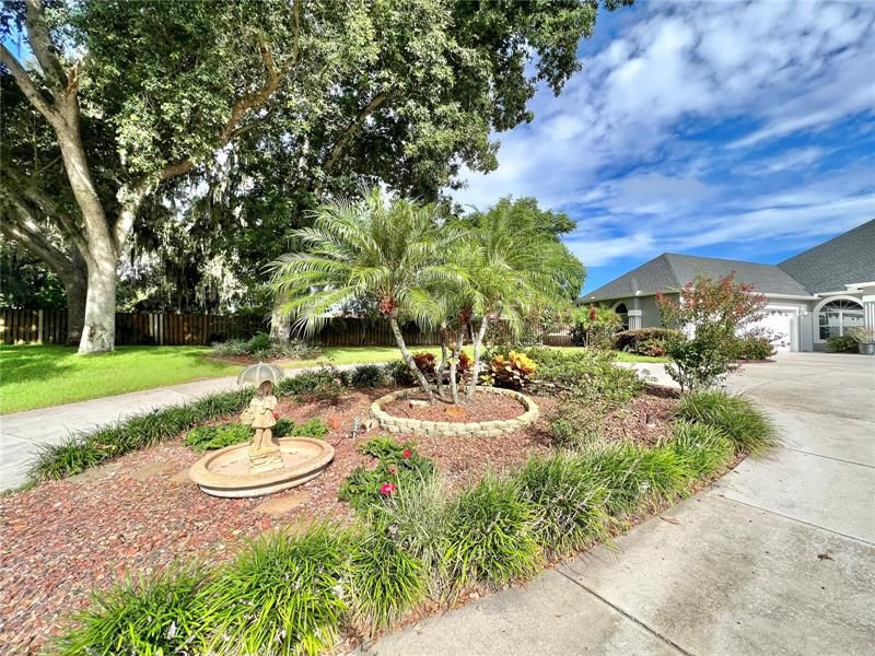 Recently Sold: $999,500 (3 beds, 2 baths, 2720 Square Feet)