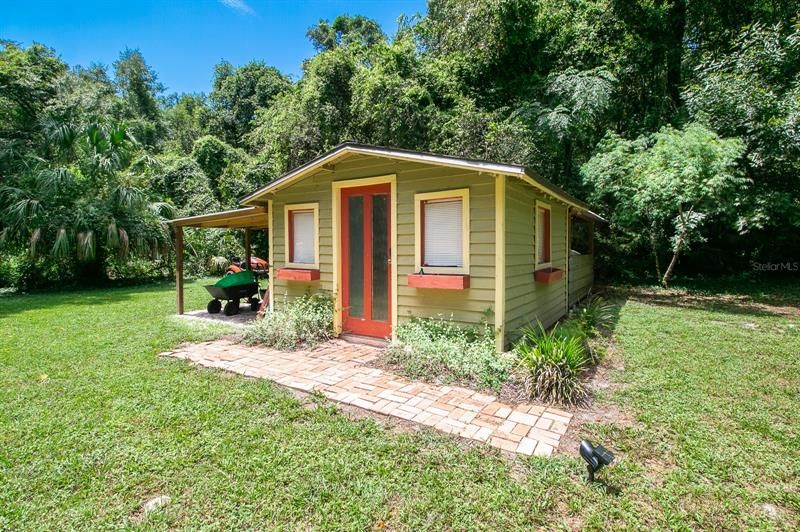 Recently Sold: $290,000 (3 beds, 2 baths, 2093 Square Feet)