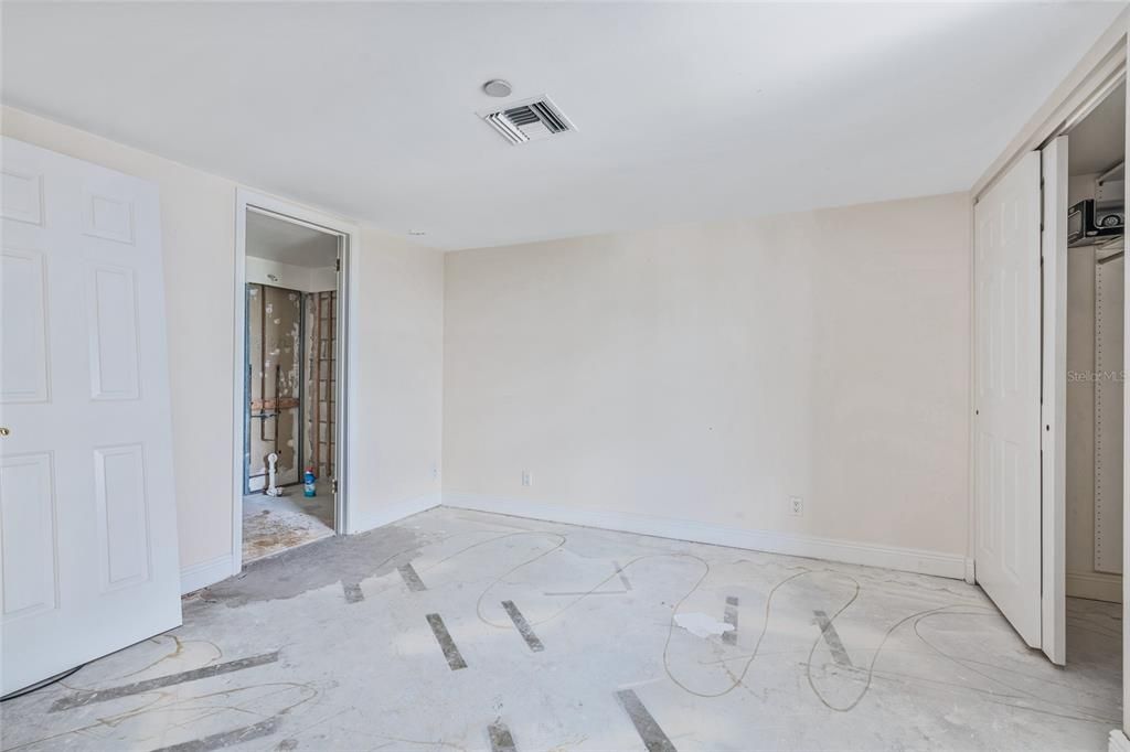 Recently Sold: $1,800,000 (2 beds, 2 baths, 1982 Square Feet)