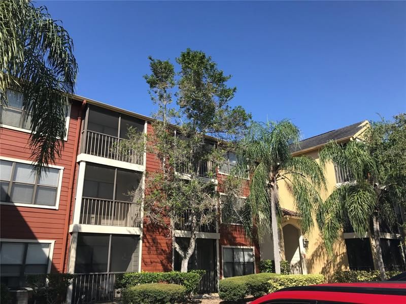 Recently Sold: $140,000 (1 beds, 1 baths, 616 Square Feet)