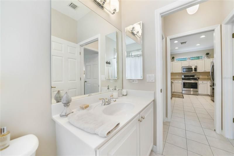 Recently Sold: $529,000 (2 beds, 2 baths, 1597 Square Feet)