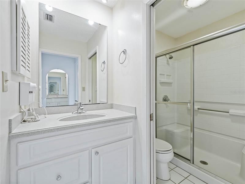 Недавно продано: $800,000 (3 спален, 2 ванн, 2316 Квадратных фут)