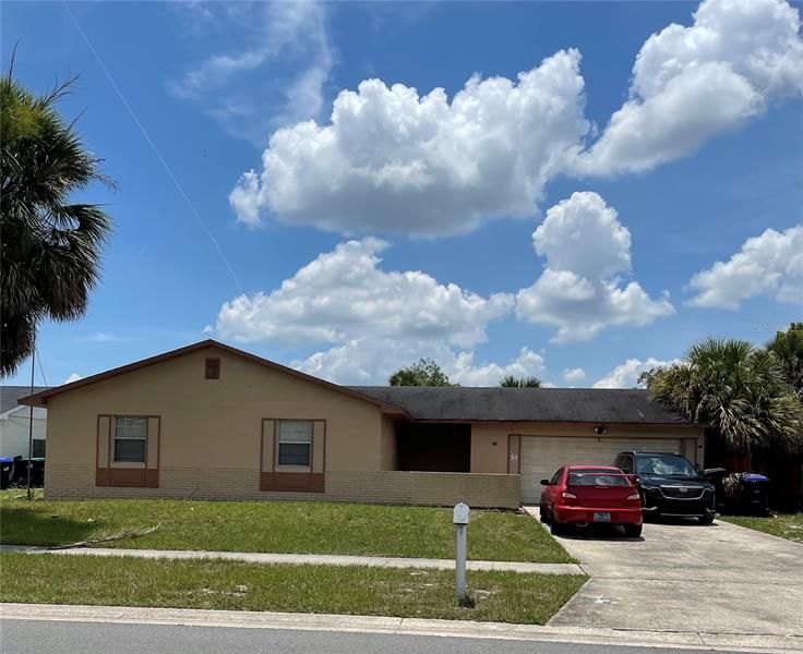 Recently Sold: $225,000 (3 beds, 2 baths, 1252 Square Feet)