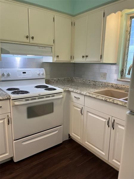 Recently Sold: $133,000 (2 beds, 2 baths, 1200 Square Feet)