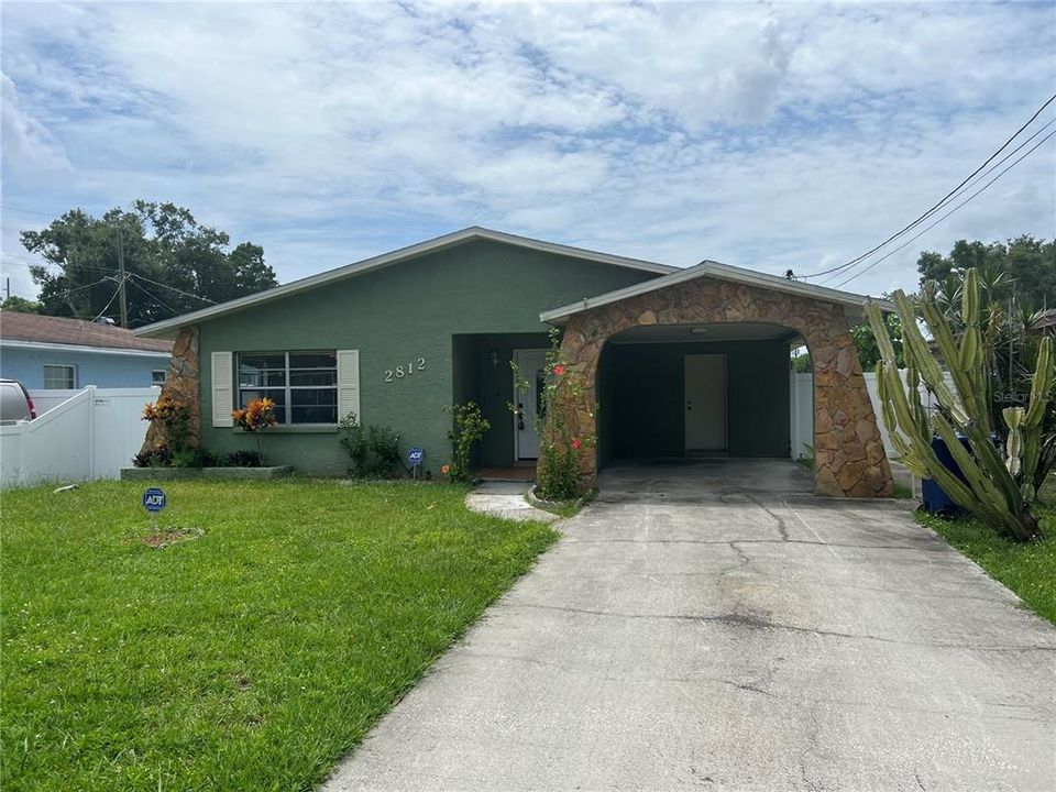 Vendido Recientemente: $290,000 (2 camas, 2 baños, 1142 Pies cuadrados)