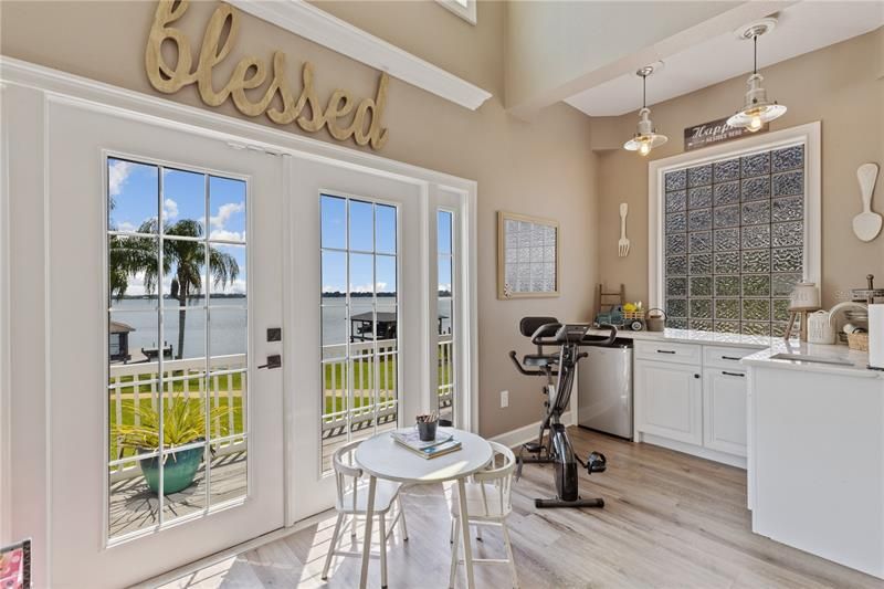 Recently Sold: $1,150,000 (5 beds, 5 baths, 4413 Square Feet)