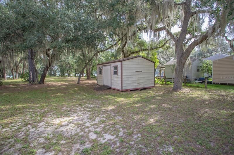 Recently Sold: $300,000 (3 beds, 2 baths, 3190 Square Feet)