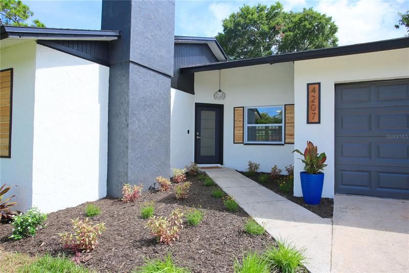 Recently Sold: $444,000 (3 beds, 2 baths, 1524 Square Feet)