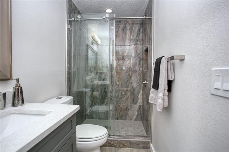 Recently Sold: $444,000 (3 beds, 2 baths, 1524 Square Feet)