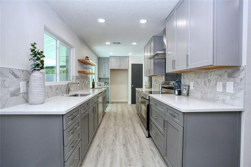 Recently Sold: $444,000 (3 beds, 2 baths, 1524 Square Feet)