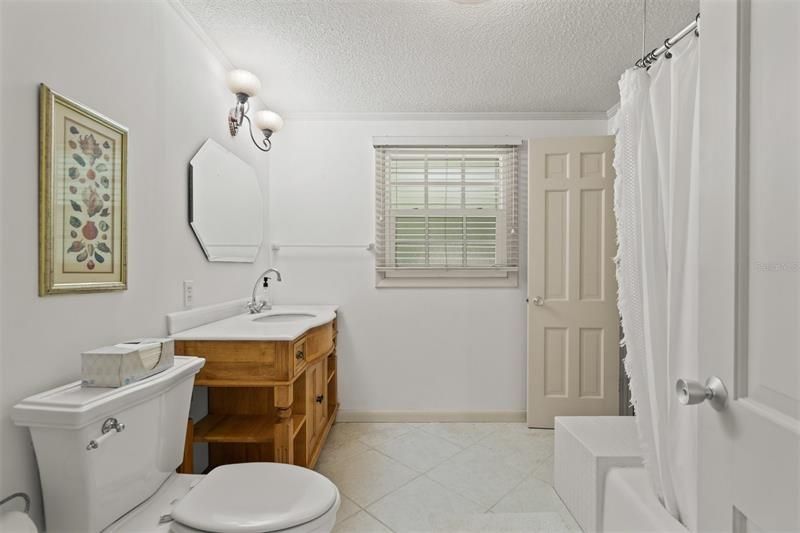 Недавно арендовано: $5,995 (4 спален, 3 ванн, 2862 Квадратных фут)