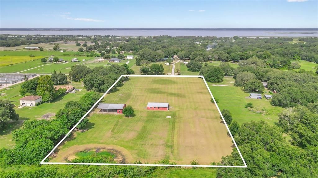 Vendido Recientemente: $409,900 (4.98 acres)