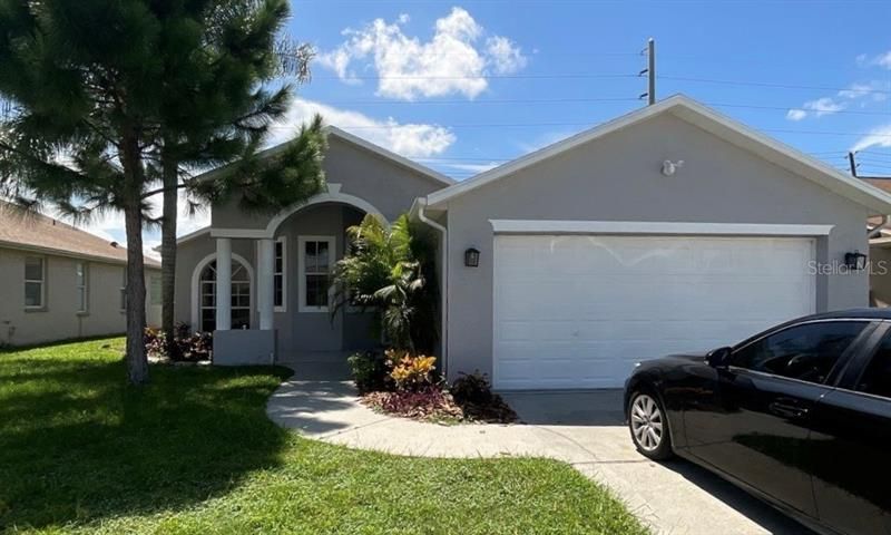 Recently Sold: $265,000 (3 beds, 2 baths, 1444 Square Feet)