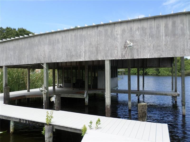 3 BOAT BOATHOUSE ALL NEW COMPOSITE DOCKS