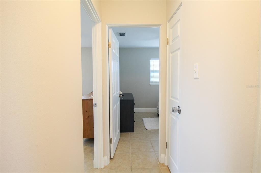 出租: $4,562 (3 贝兹, 2 浴室, 1151 平方英尺)