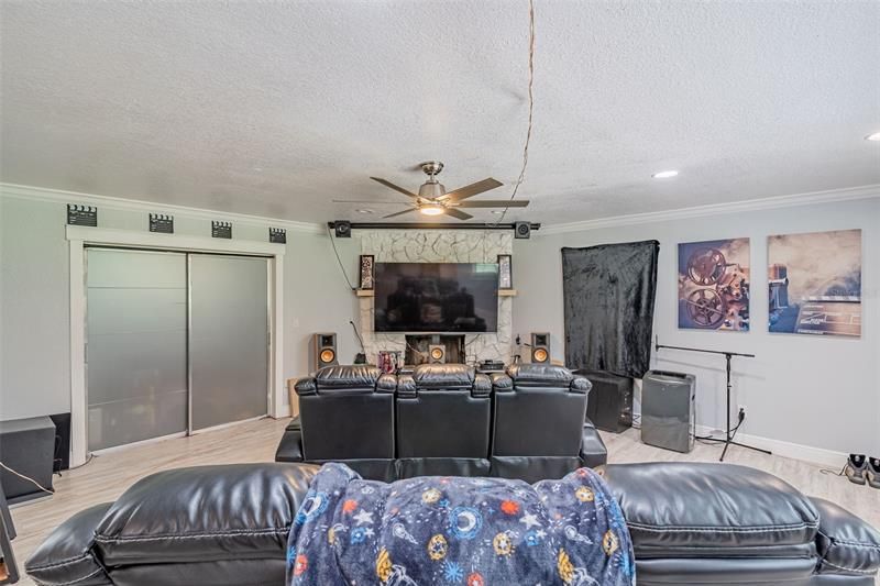 Recently Sold: $1,500,000 (3 beds, 2 baths, 1638 Square Feet)