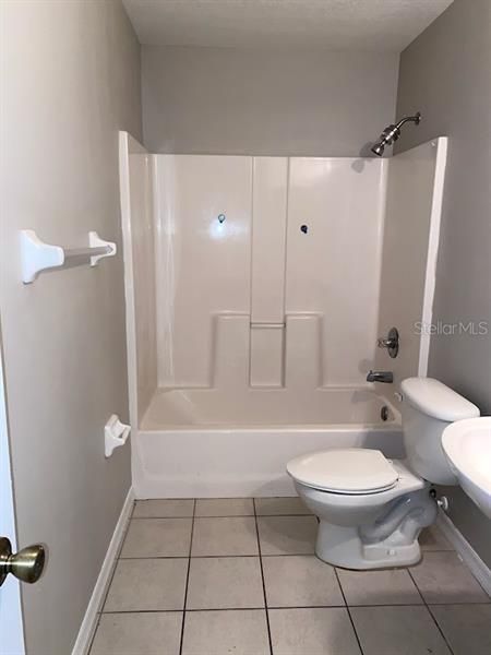 最近租的: $1,695 (3 贝兹, 2 浴室, 1212 平方英尺)