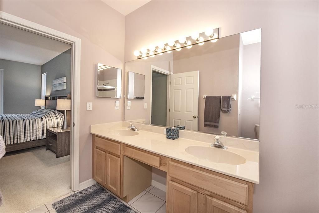 В аренду: $6,000 (3 спален, 2 ванн, 1751 Квадратных фут)