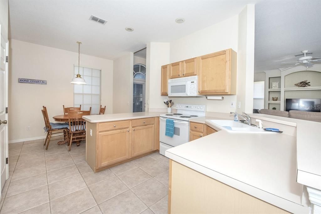 В аренду: $6,000 (3 спален, 2 ванн, 1751 Квадратных фут)