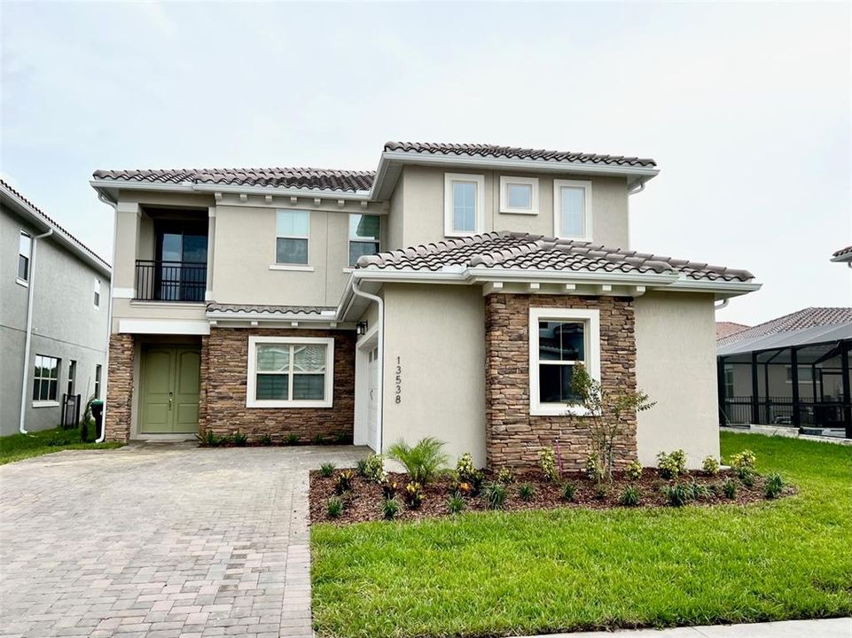 Recently Sold: $870,802 (4 beds, 4 baths, 3437 Square Feet)