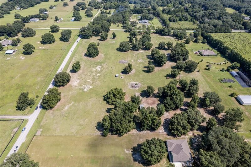 For Sale: $5,100,000 (13.94 acres)