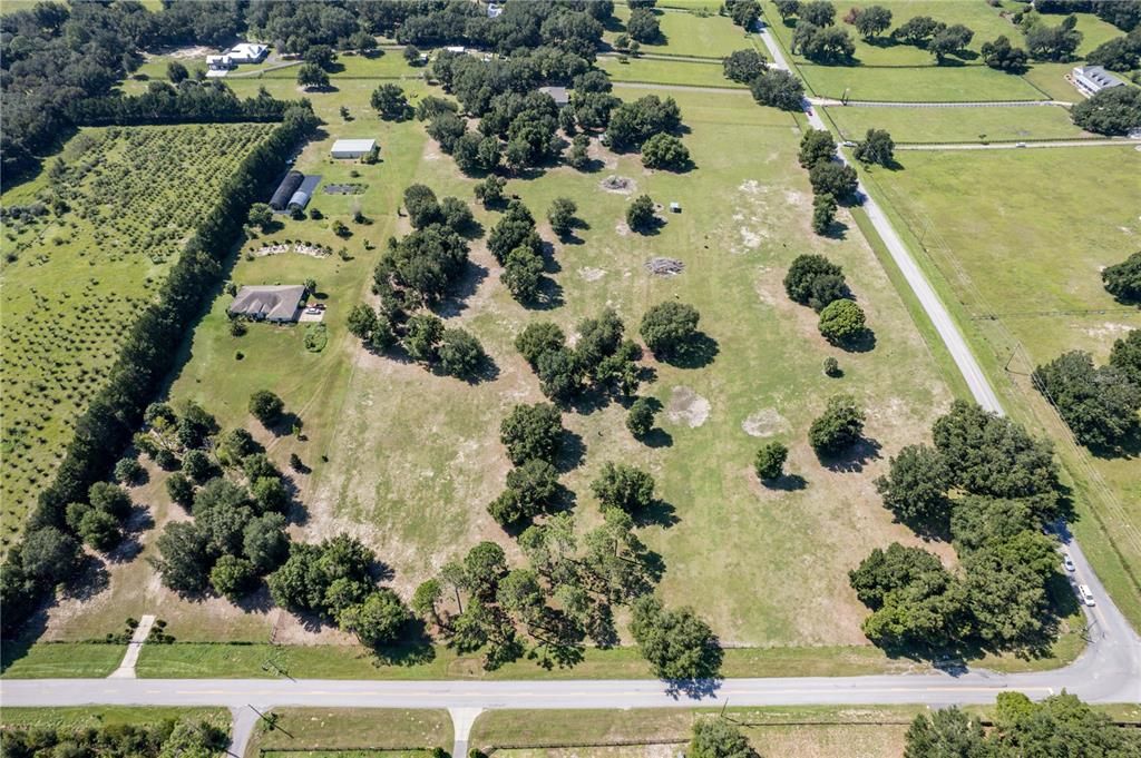 For Sale: $5,100,000 (13.94 acres)