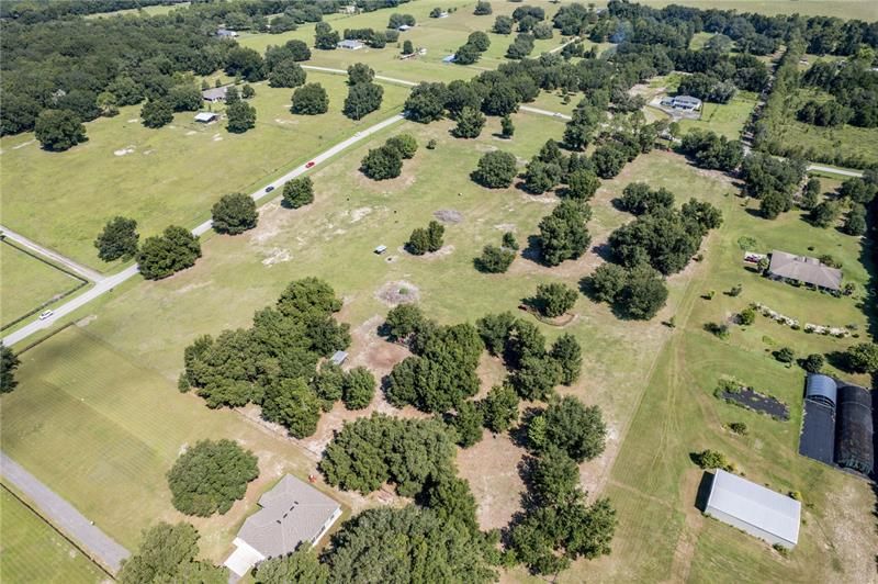 For Sale: $5,100,000 (13.94 acres)