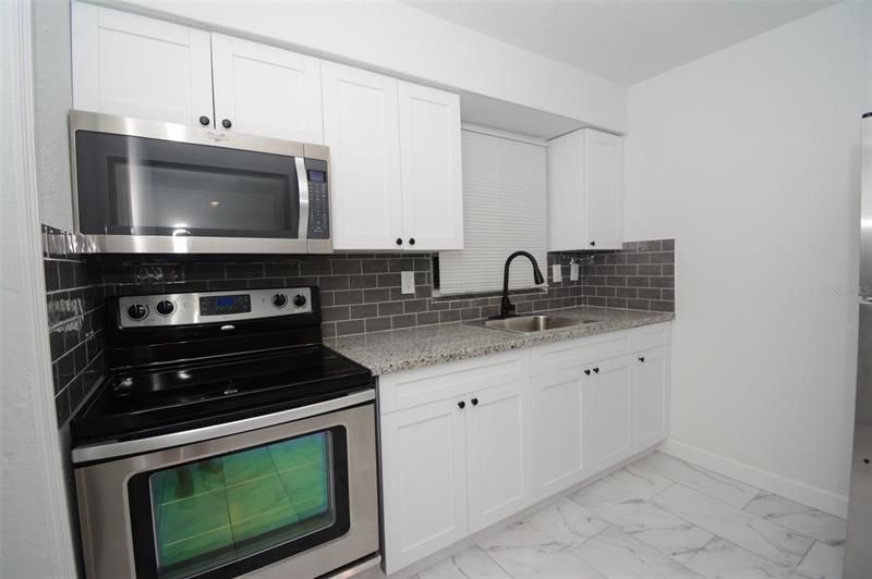 Recently Rented: $1,500 (2 beds, 2 baths, 1652 Square Feet)