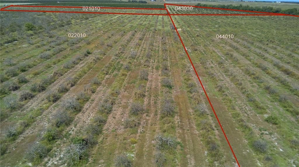 На продажу: $961,870 (73.99 acres)