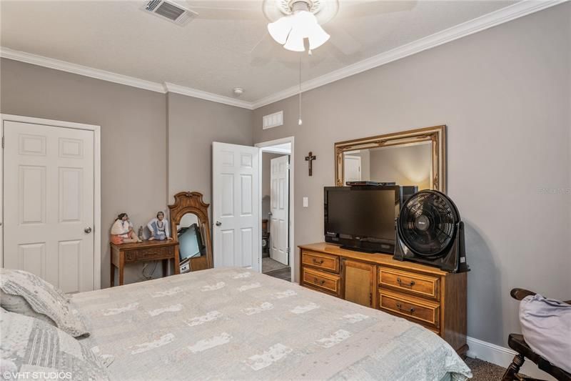 Recently Sold: $275,000 (3 beds, 2 baths, 2108 Square Feet)