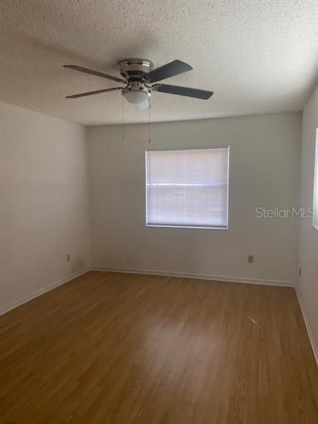 Recently Rented: $1,400 (2 beds, 2 baths, 1036 Square Feet)