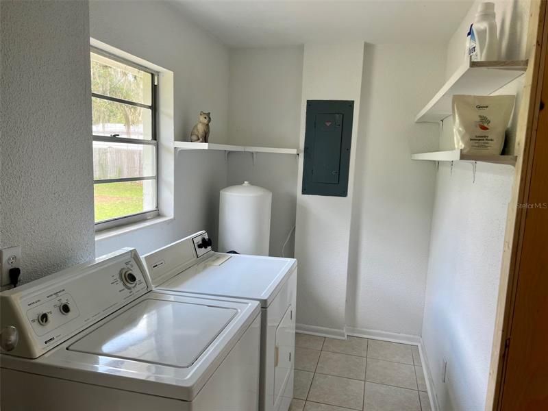 Recently Sold: $185,000 (3 beds, 2 baths, 1350 Square Feet)