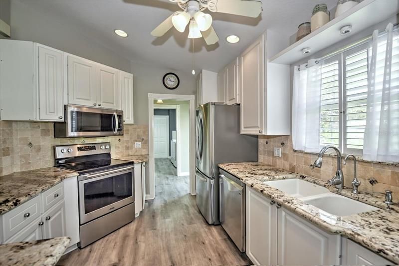 Recently Sold: $519,900 (2 beds, 2 baths, 1534 Square Feet)
