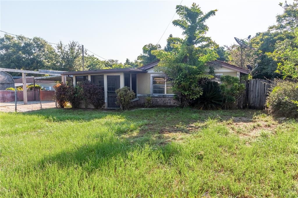 Recently Sold: $99,500 (3 beds, 1 baths, 1213 Square Feet)