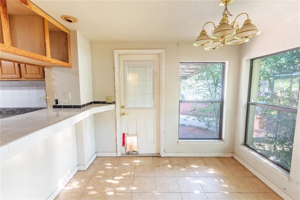 Recently Sold: $99,500 (3 beds, 1 baths, 1213 Square Feet)